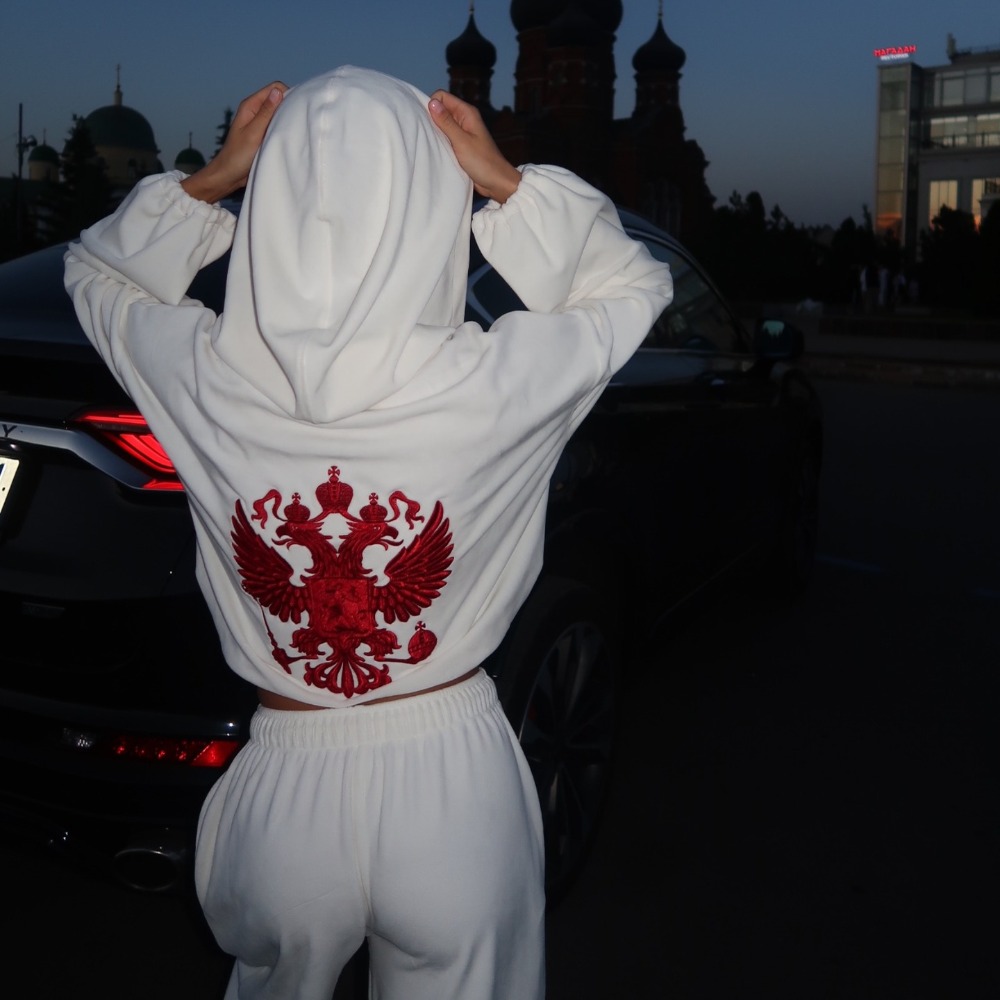 Modny zestaw damski na jesień  – Jackets recenzja i cena